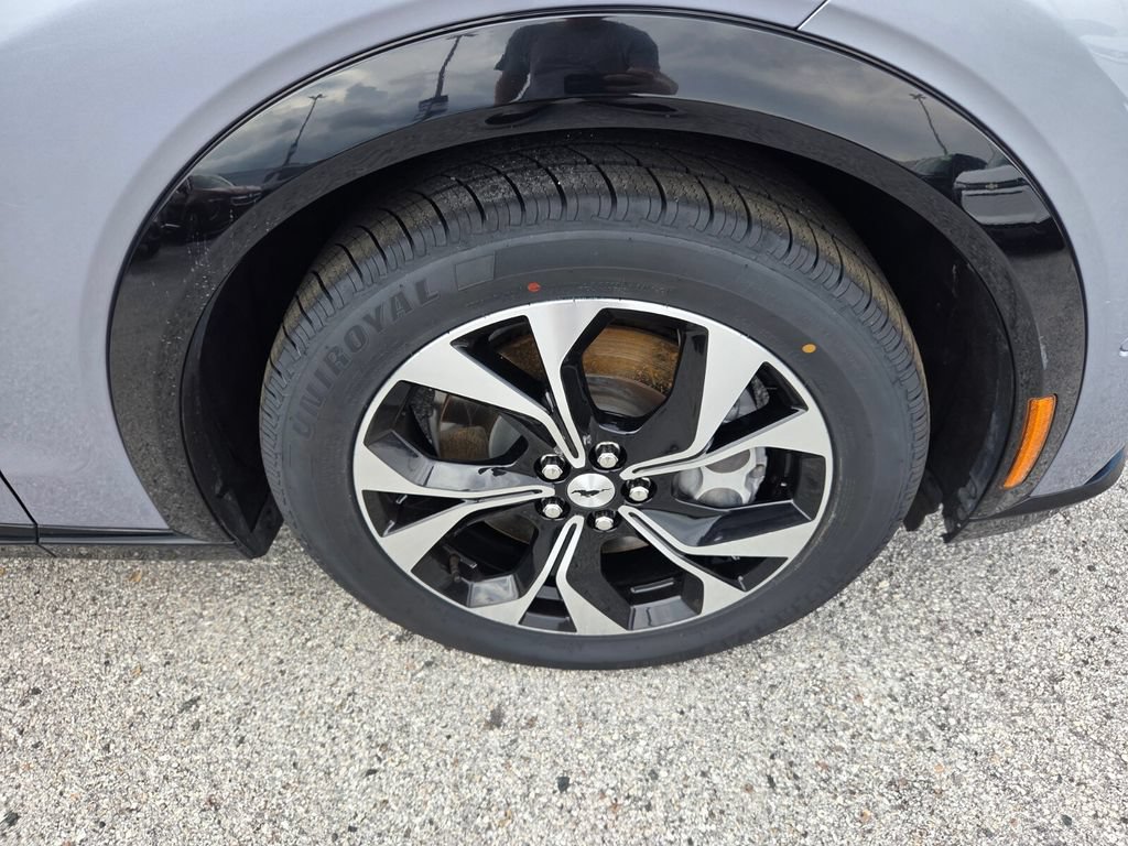 Used 2022 Ford Mustang Mach-E Premium RWD image 20
