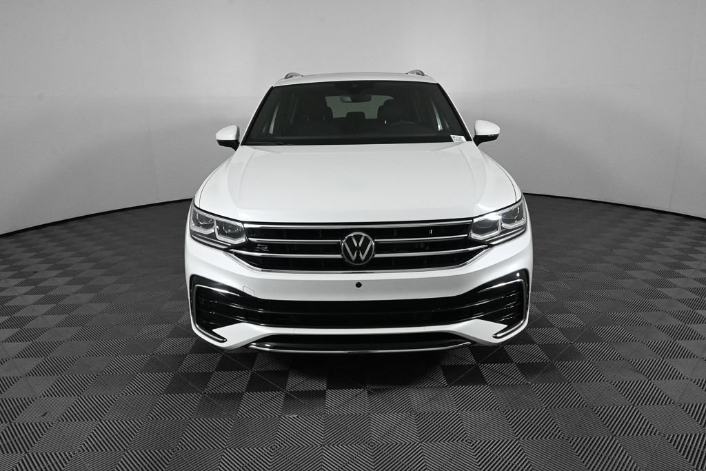 Used 2024 Volkswagen Tiguan SEL R-Line AWD/4WD image 33