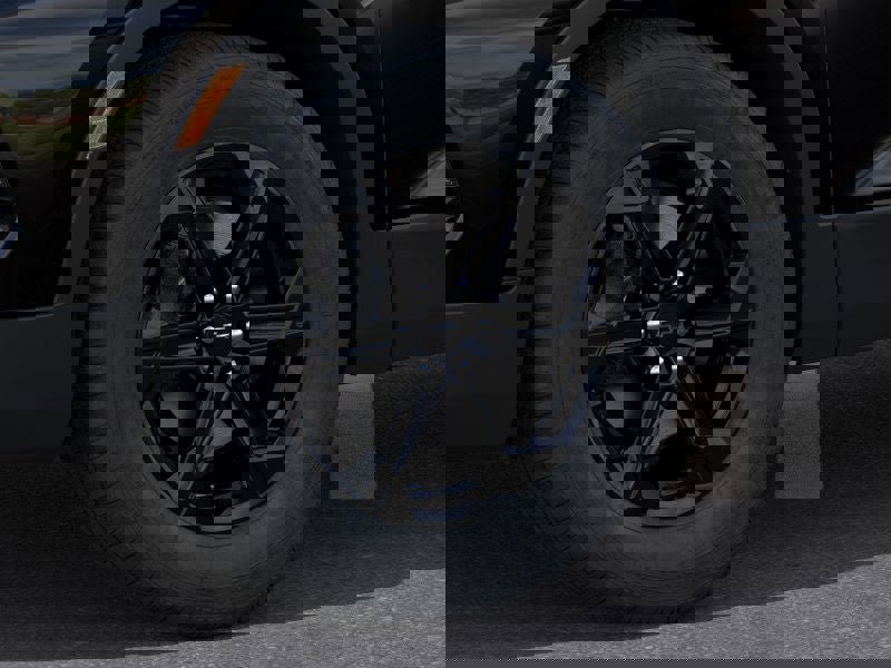 New 2025 Chevrolet Blazer LT w/ Midnight/Sport Edition image 26