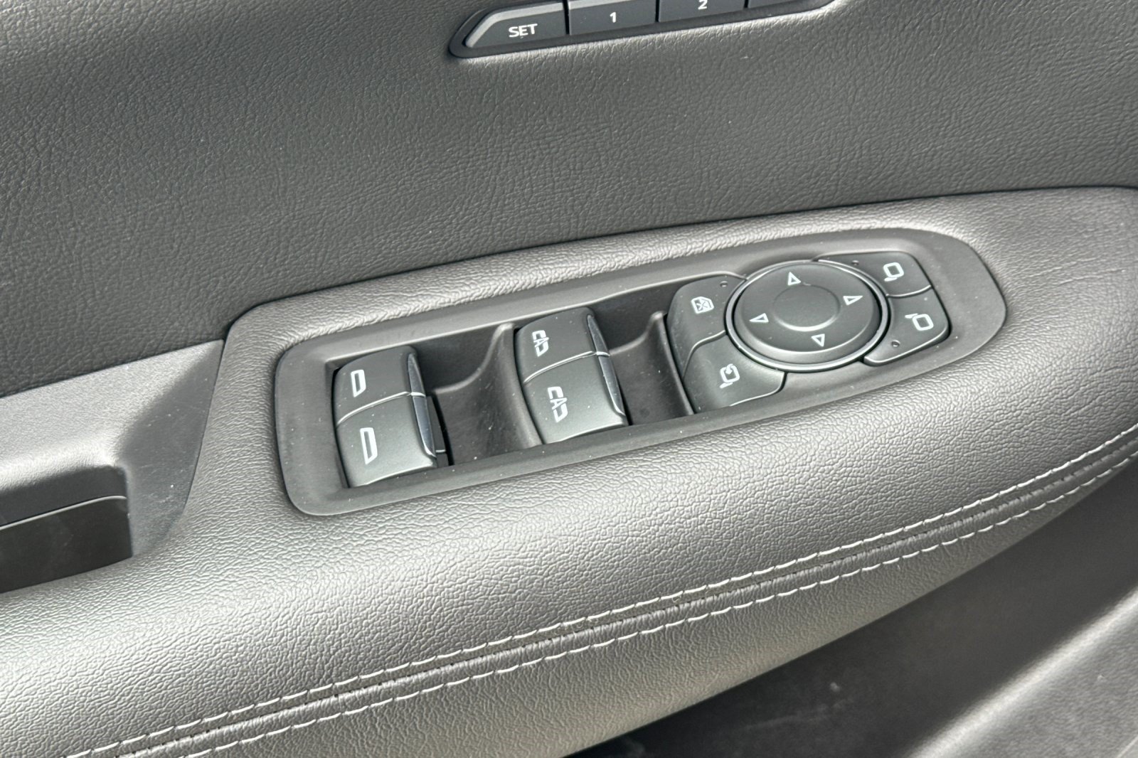 Used 2024 Cadillac XT5 Premium Luxury FWD image 14