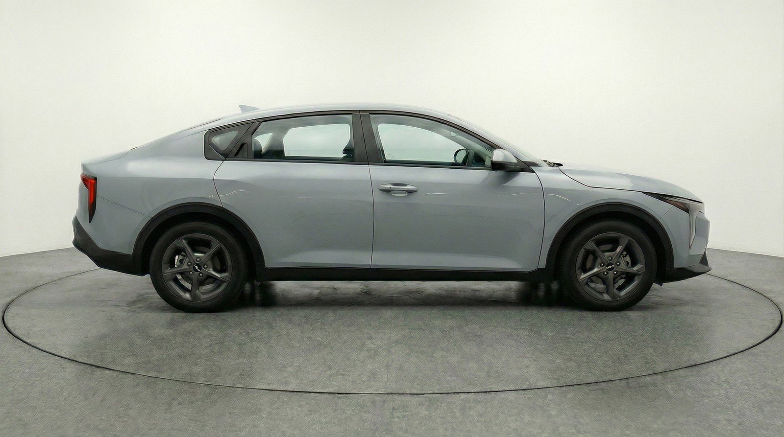 Used 2025 Kia K4 LXS image 11