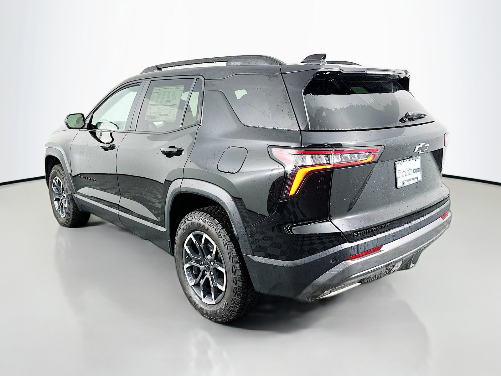 New 2026 Chevrolet Equinox ACTIV w/ Convenience Package III image 5