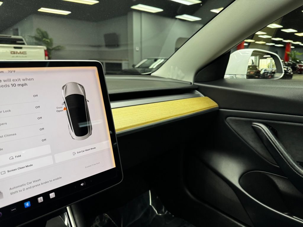 Used 2020 Tesla Model 3 Long Range AWD/4WD image 27