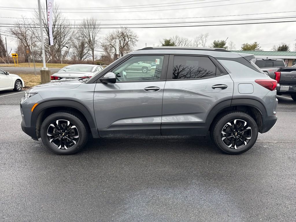 Used 2021 Chevrolet TrailBlazer LT w/ Driver Confidence Package image 6