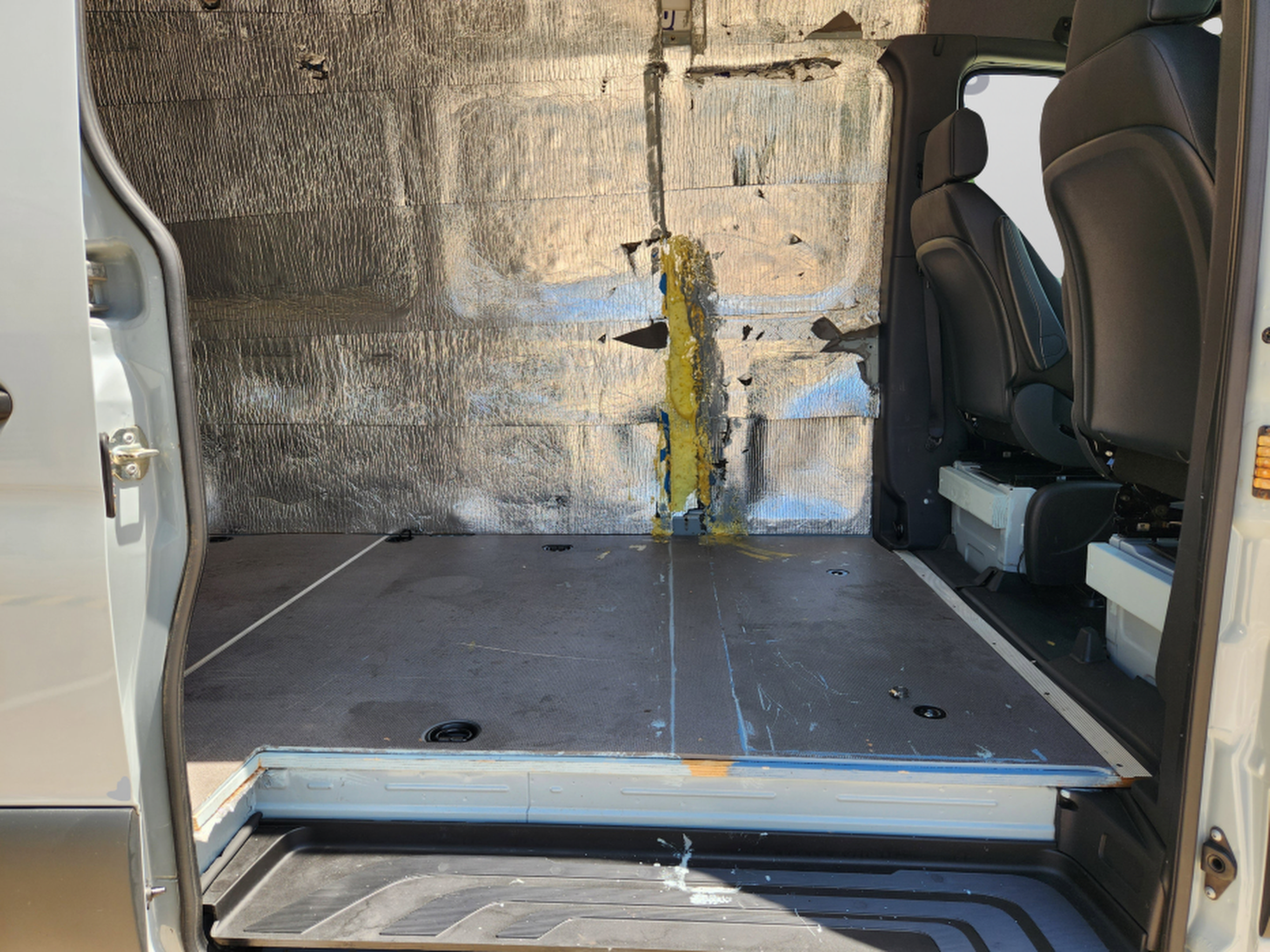Used 2021 Mercedes-Benz Sprinter 3500 image 25
