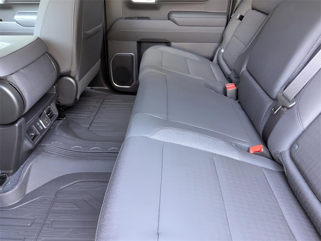 New 2026 GMC Sierra 1500 Elevation image 14