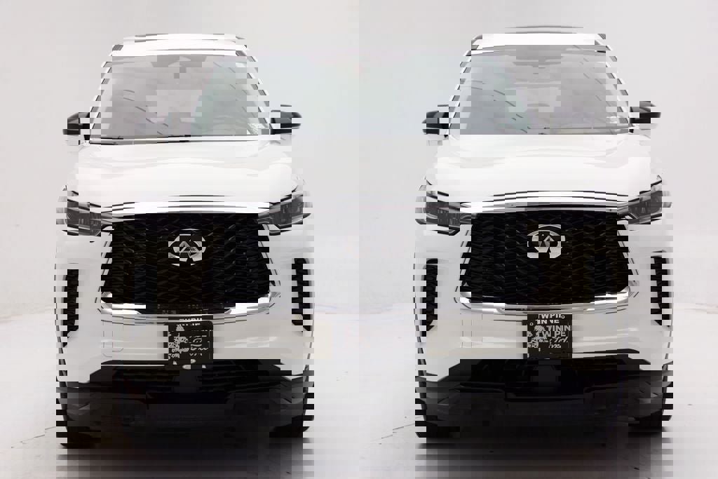 Used 2023 INFINITI QX60 Pure image 3