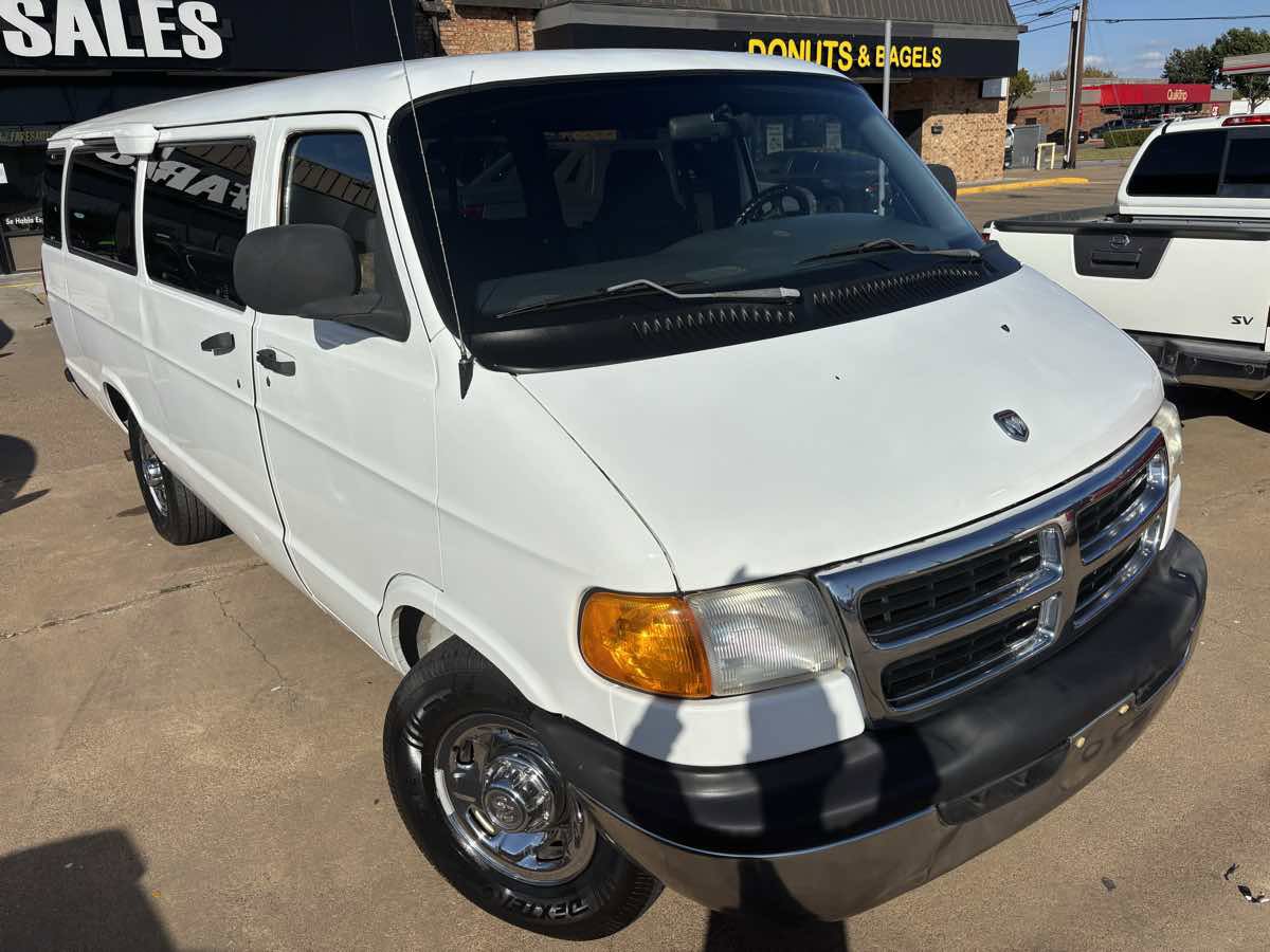 Used 2000 Dodge B3500 image 5