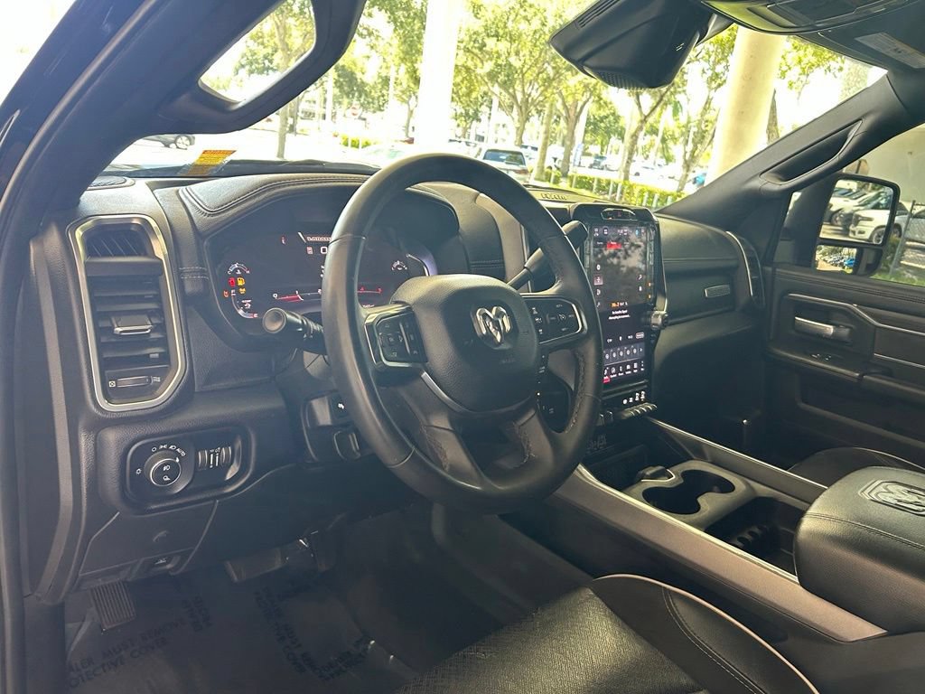 Used 2025 RAM 3500 Laramie w/ Sport Appearance Package AWD/4WD image 7