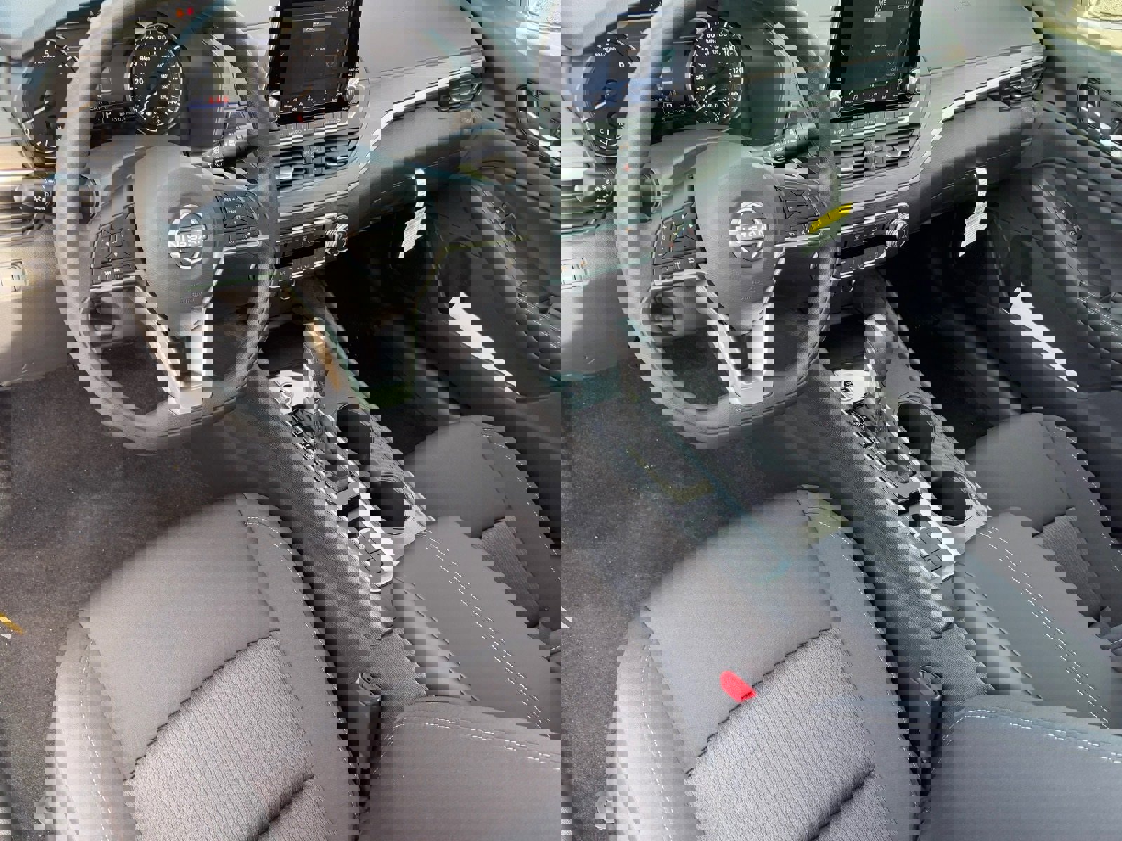 New 2025 Nissan Altima 2.5 SV image 18