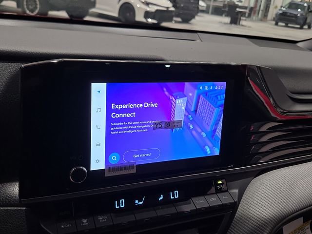 Used 2025 Toyota Camry SE image 18