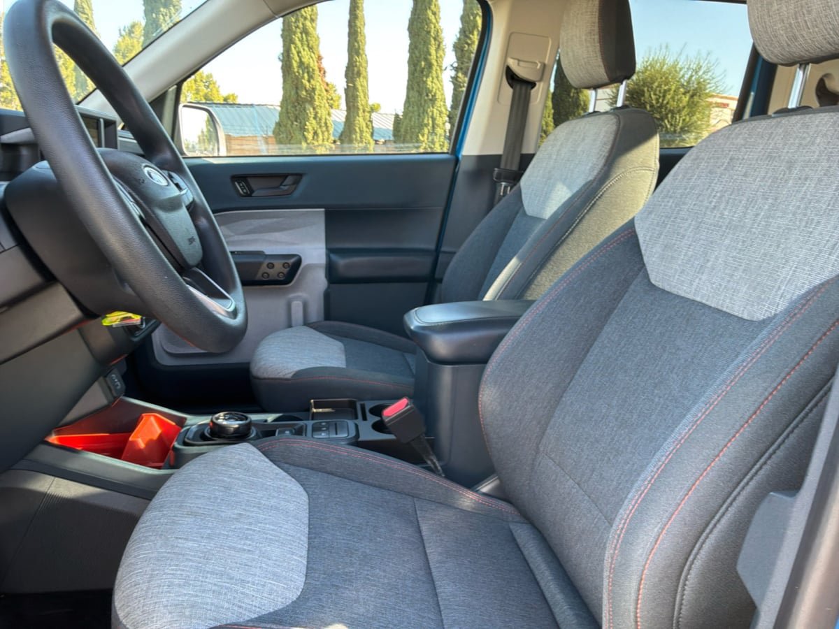 Used 2022 Ford Maverick XLT FWD image 17