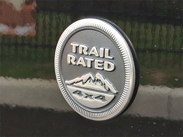 Used 2012 Jeep Wrangler Unlimited Sahara w/ Dual Top Group image 29