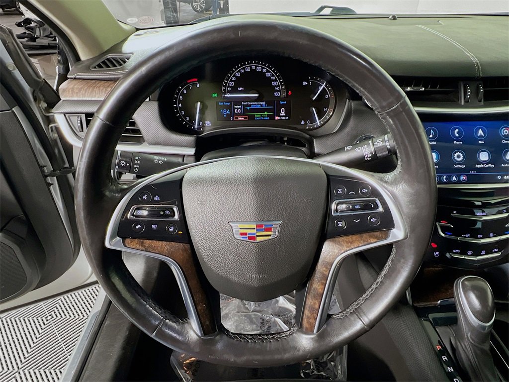 Used 2018 Cadillac XTS Luxury image 11