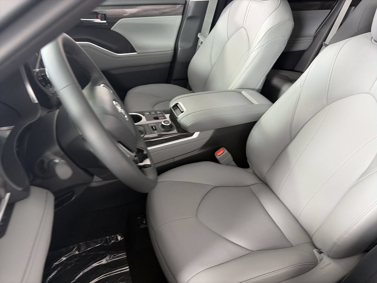 New 2026 Toyota Highlander Limited AWD/4WD image 20