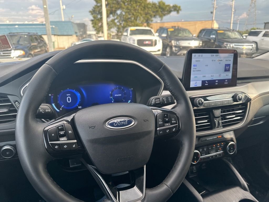 Used 2022 Ford Escape SEL w/ Technology Package image 20