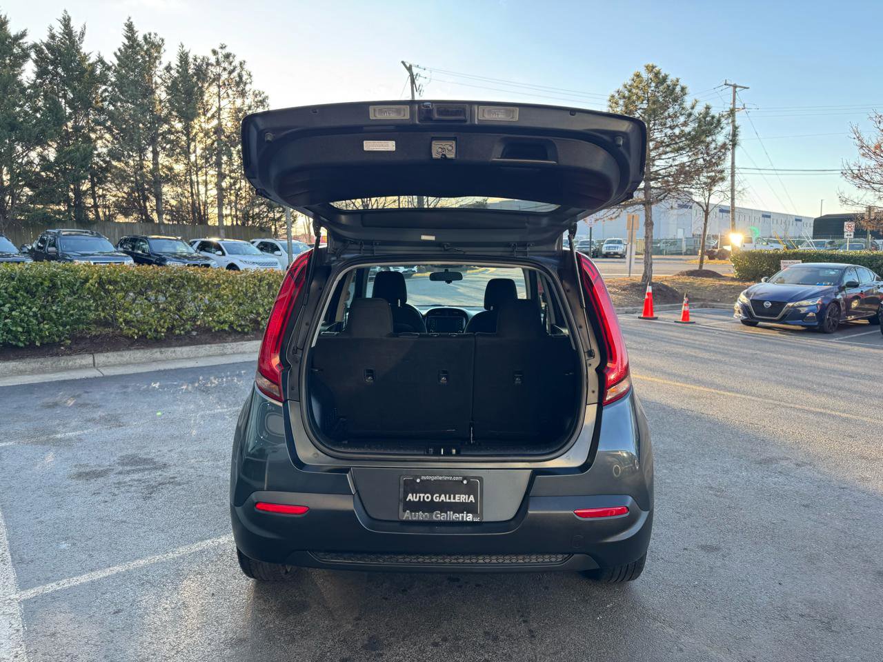 Used 2021 Kia Soul LX image 19