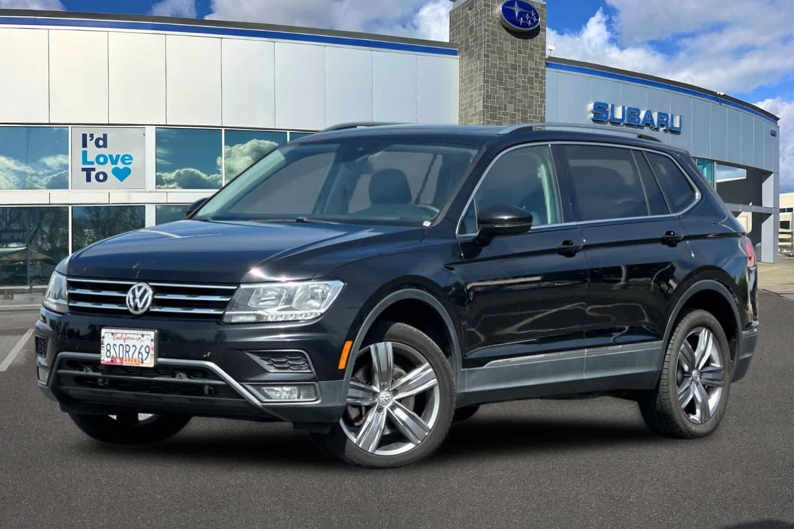 Used 2020 Volkswagen Tiguan SEL FWD image 1