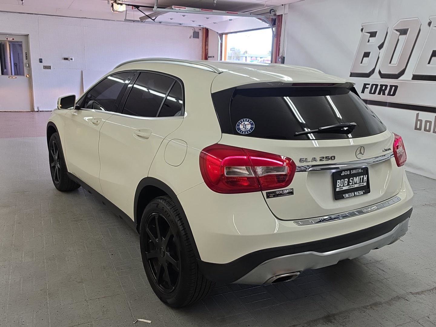 Used 2018 Mercedes-Benz GLA 250 4MATIC image 4
