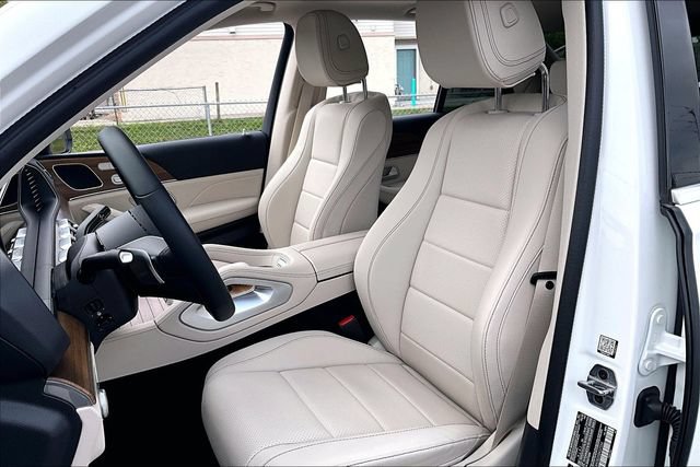 New 2025 Mercedes-Benz GLE 450e 4MATIC image 8