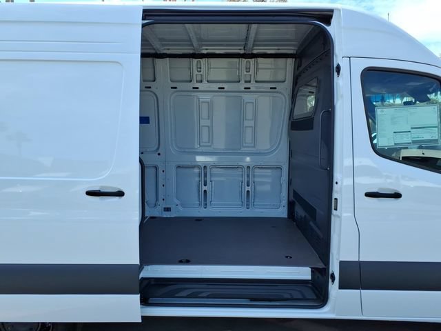 New 2026 Mercedes-Benz Sprinter 2500 image 23