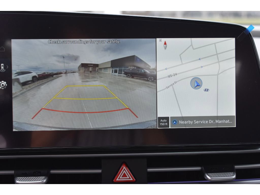 New 2025 Hyundai Elantra SEL image 19