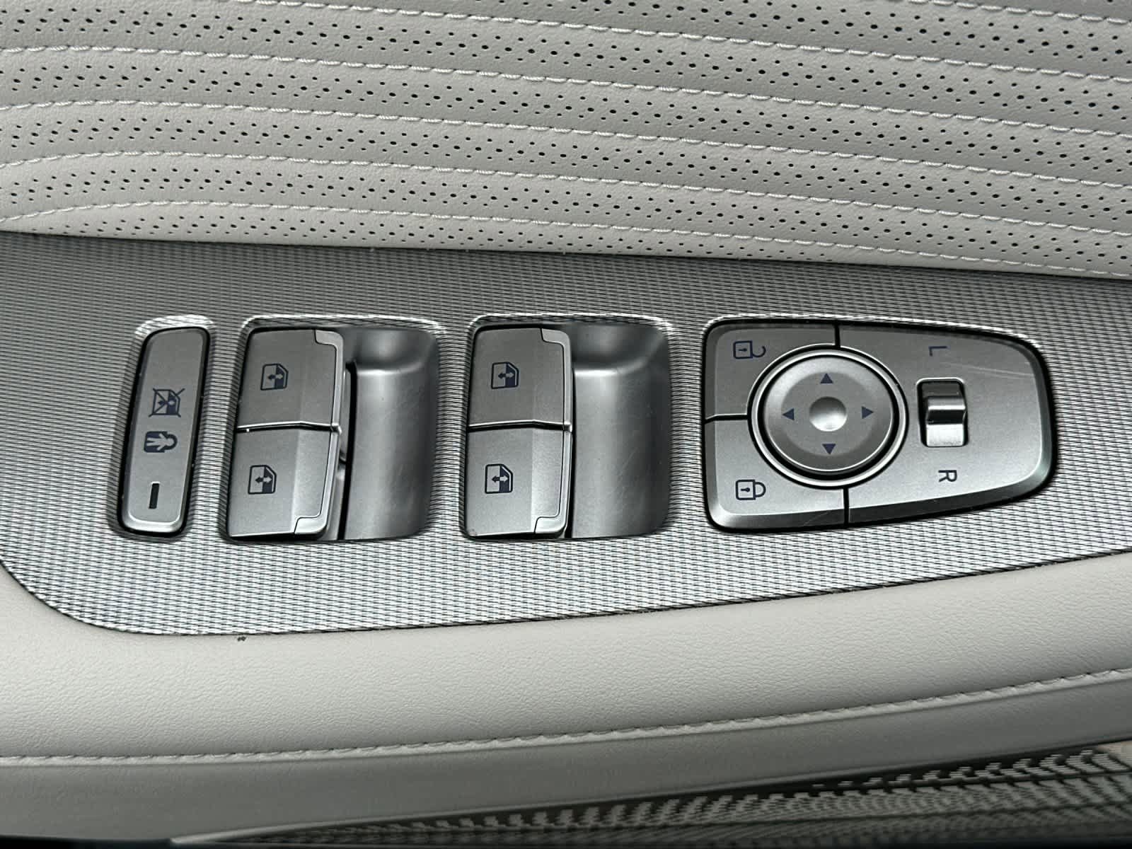 Used 2023 Hyundai Palisade Calligraphy w/ Cargo Package image 13
