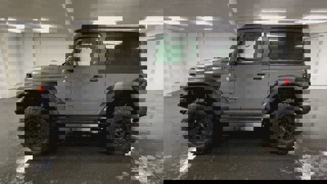 Used 2021 Jeep Wrangler Sport image 5