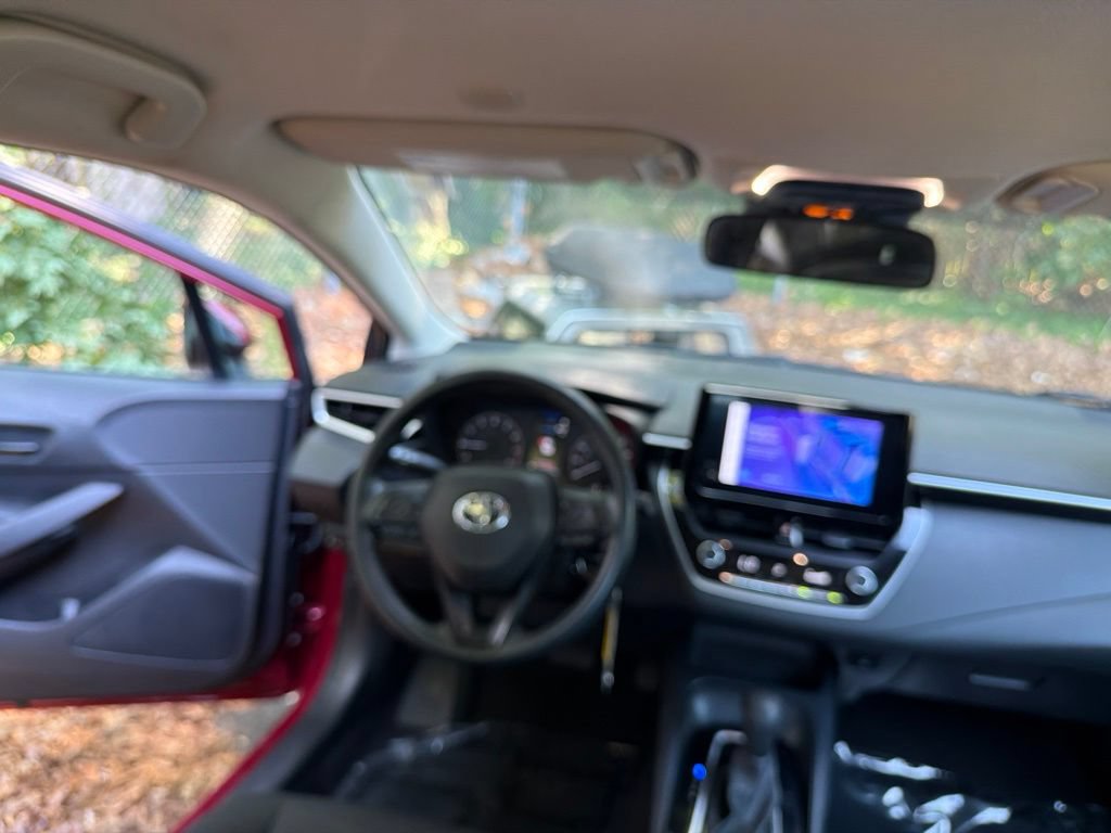 Used 2024 Toyota Corolla LE FWD image 9
