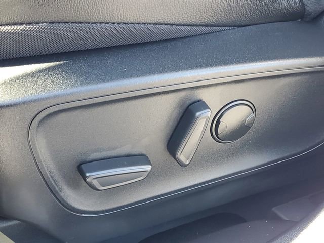 Certified 2023 Ford Escape ST-Line Elite w/ Premium Technology Package AWD/4WD image 11