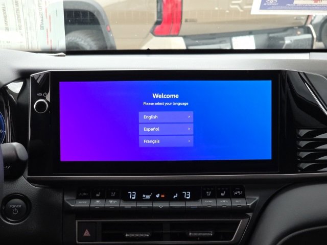 Used 2025 Toyota Camry XSE image 13