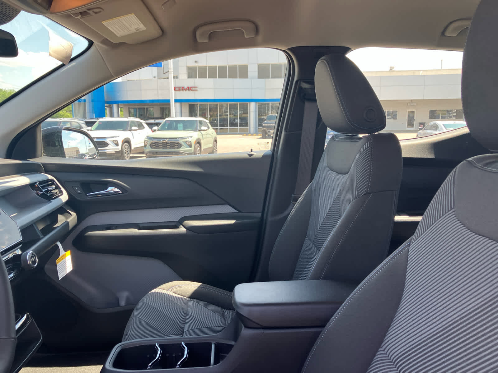 New 2027 Chevrolet Bolt LT w/ Comfort Package FWD image 8
