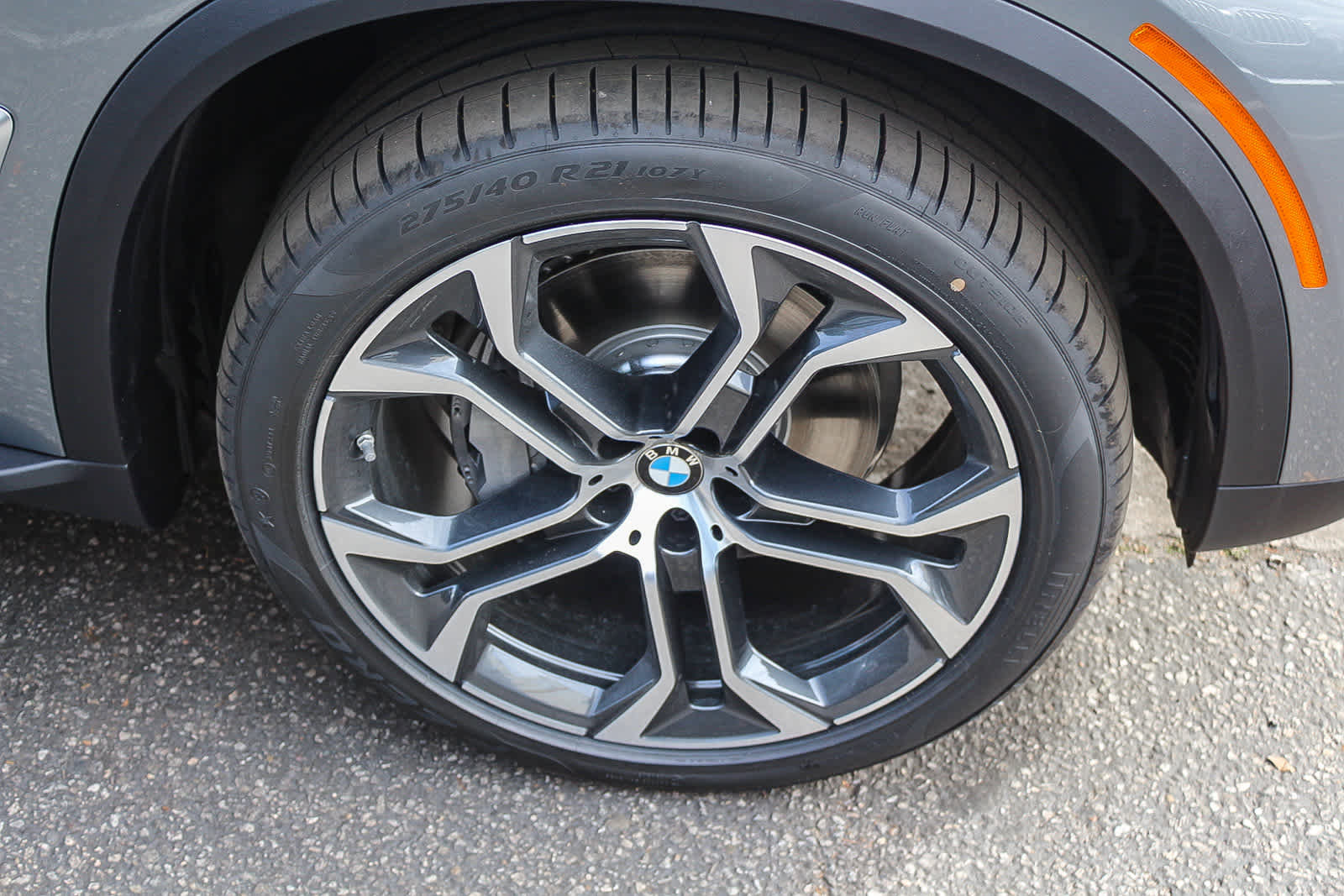 New 2026 BMW X5 sDrive40i w/ Premium Package RWD image 9