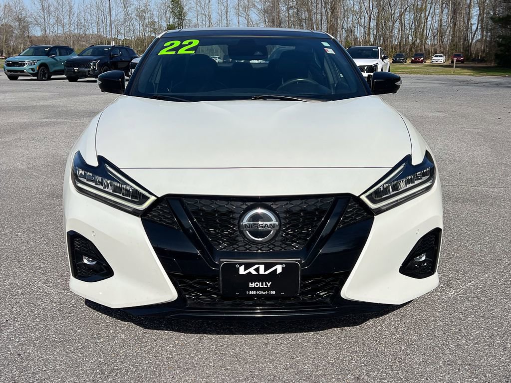 Used 2022 Nissan Maxima SR w/ Sport Mat Group image 9