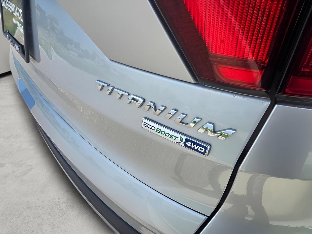 Used 2019 Ford Escape Titanium AWD/4WD image 29