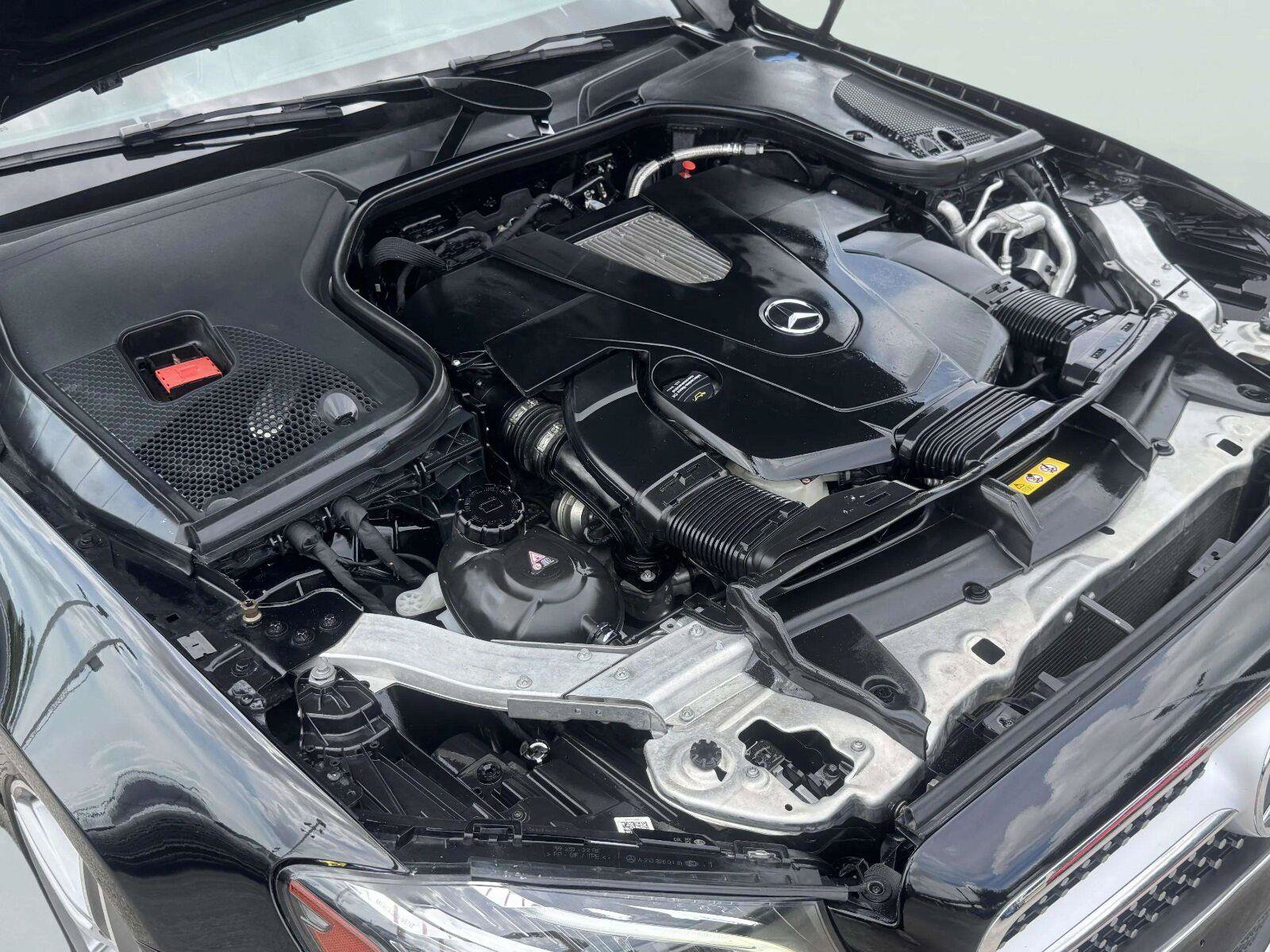 Used 2018 Mercedes-Benz E 400 Coupe image 37