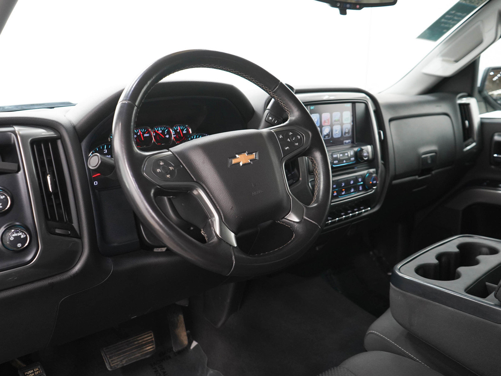Used 2019 Chevrolet Silverado 1500 LT AWD/4WD image 23