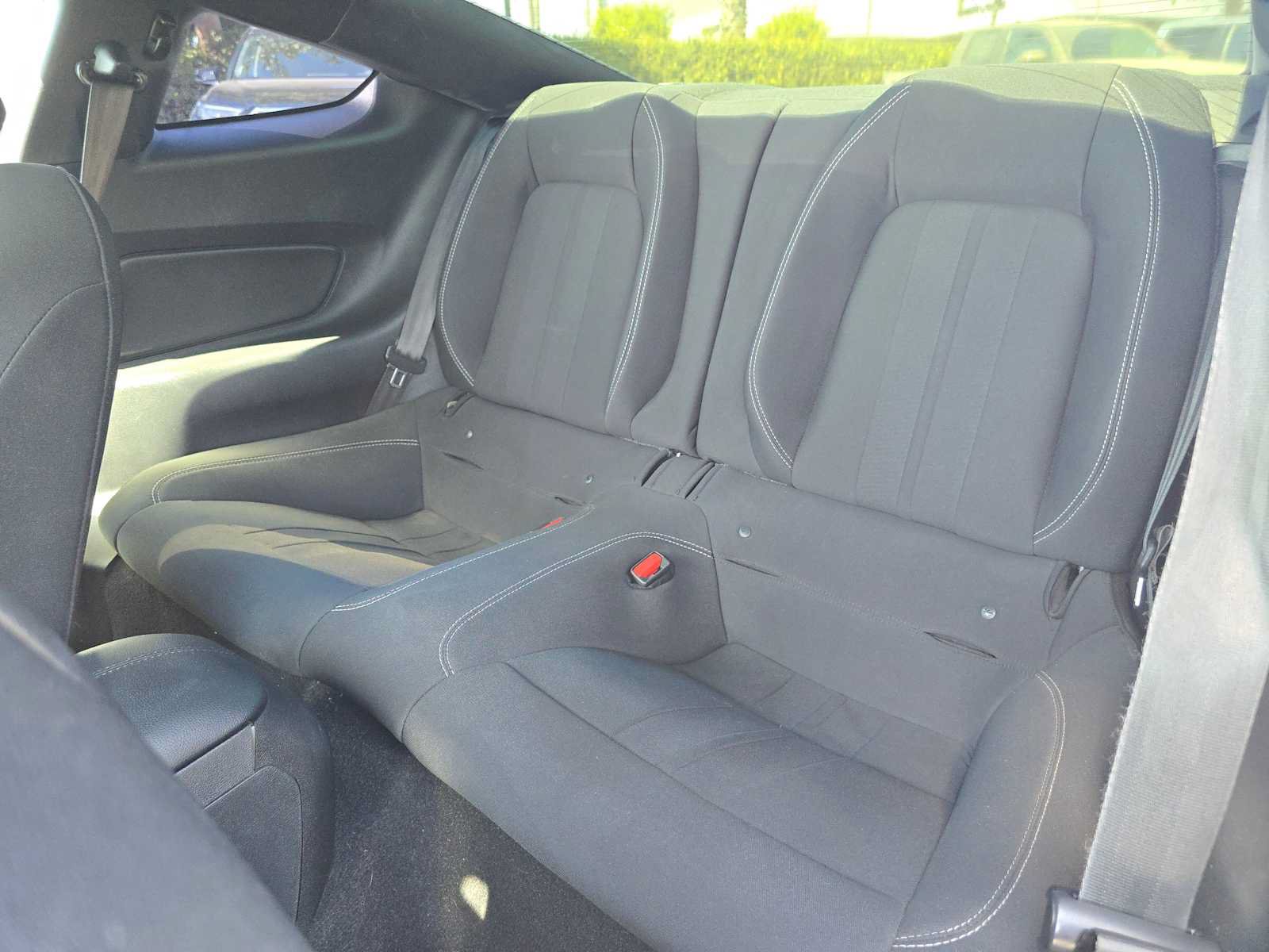 Used 2021 Ford Mustang GT w/ Black Accent Package RWD image 15