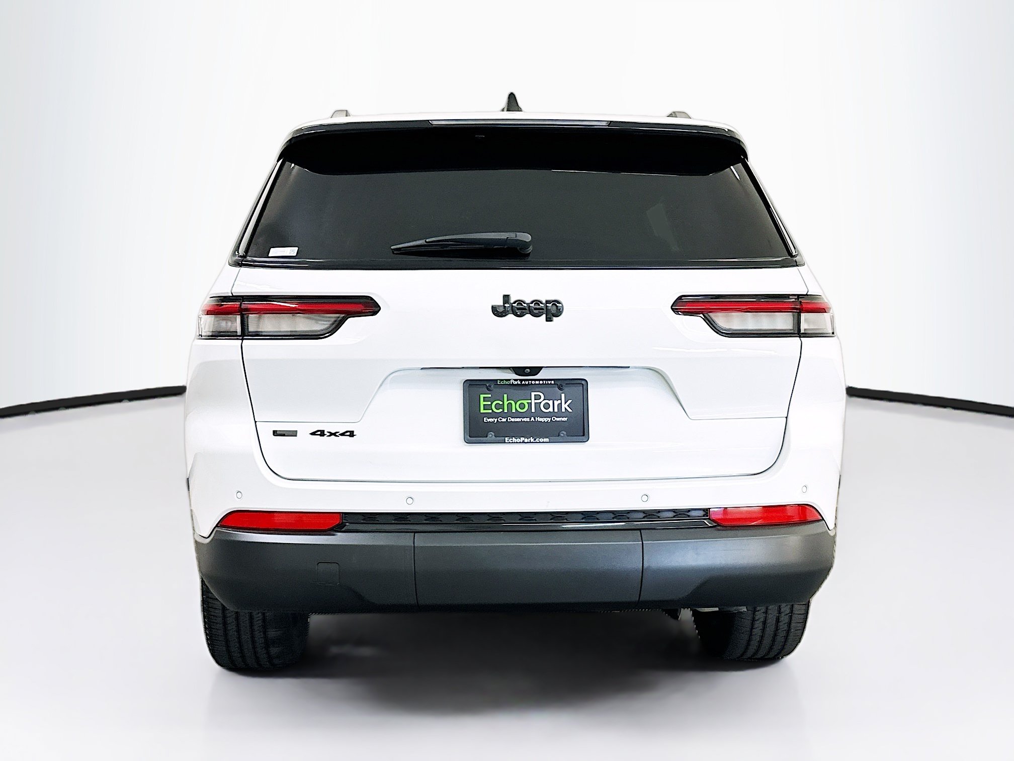 Used 2023 Jeep Grand Cherokee L Laredo AWD/4WD image 7