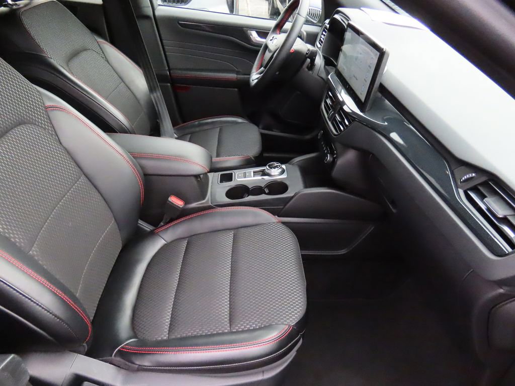 Used 2024 Ford Escape ST-Line w/ Tech Pack #1 image 11