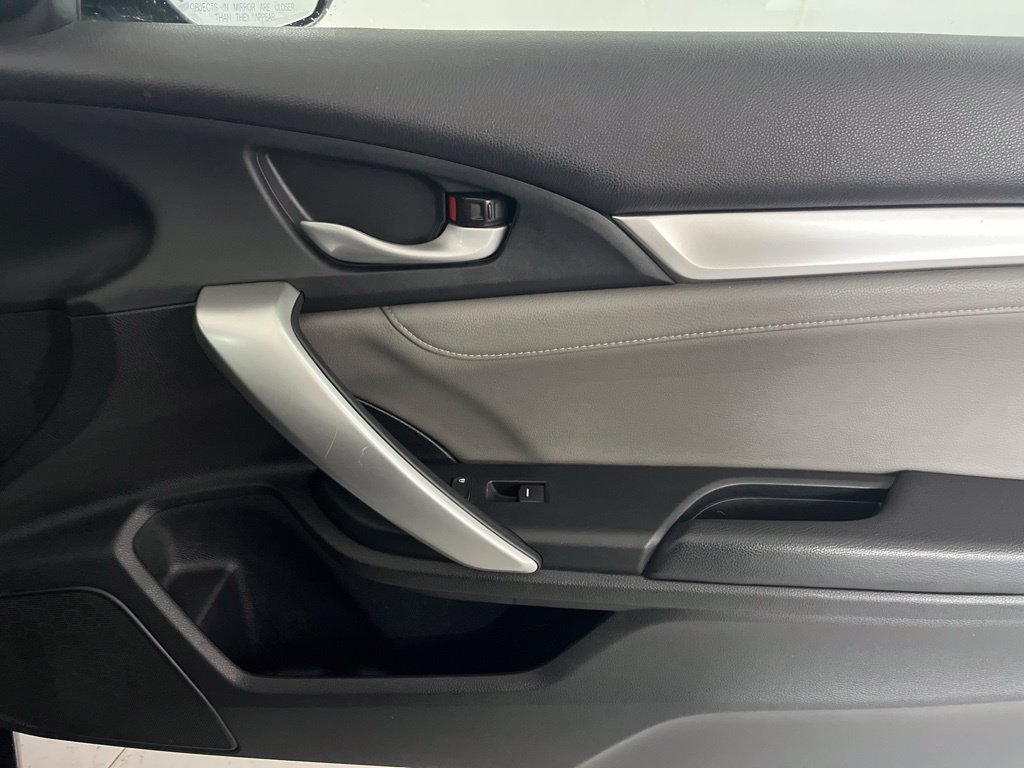 Used 2016 Honda Civic Touring image 45