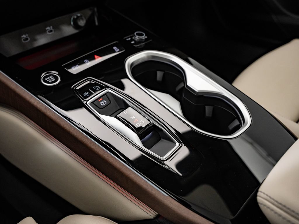 New 2026 Audi A6 Prestige AWD/4WD image 36