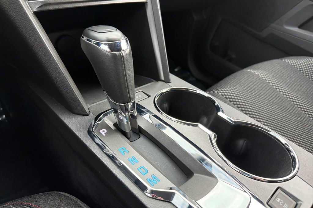 Used 2017 Chevrolet Equinox LT w/ Convenience Package image 18