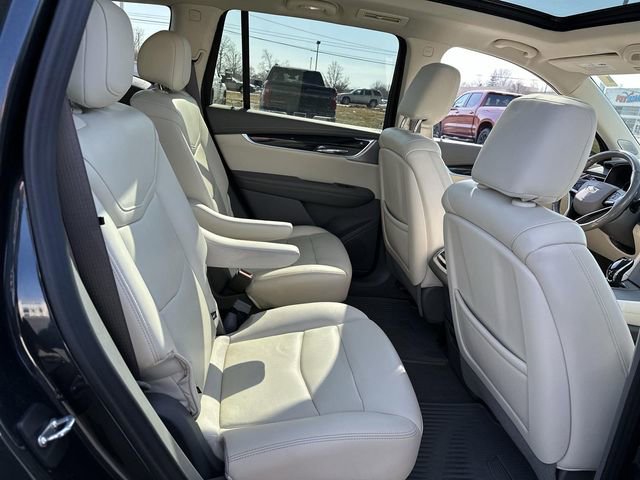 Certified 2022 Cadillac XT6 Premium Luxury image 28