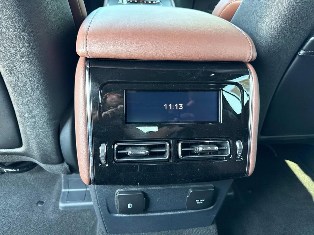 New 2025 Lincoln Aviator Reserve image 16