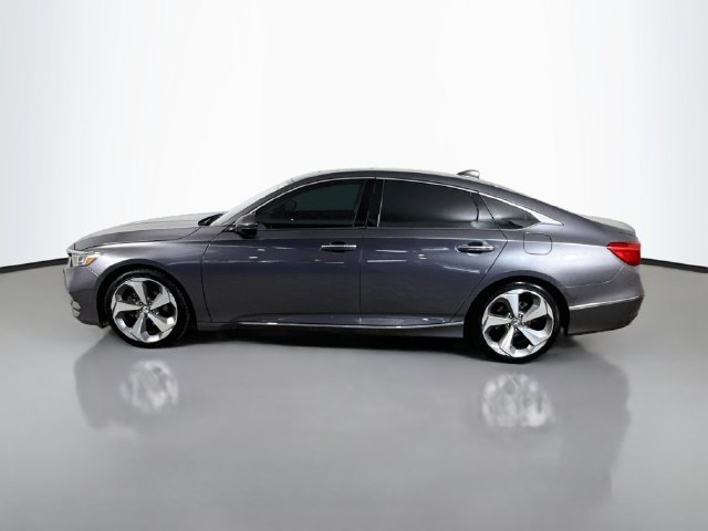Used 2020 Honda Accord Touring image 6