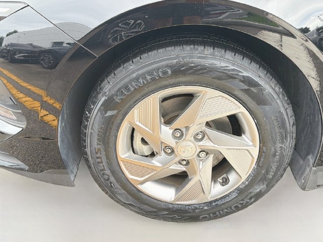 Certified 2025 Hyundai Sonata SE FWD image 30
