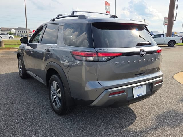 New 2026 Nissan Pathfinder SL FWD image 11