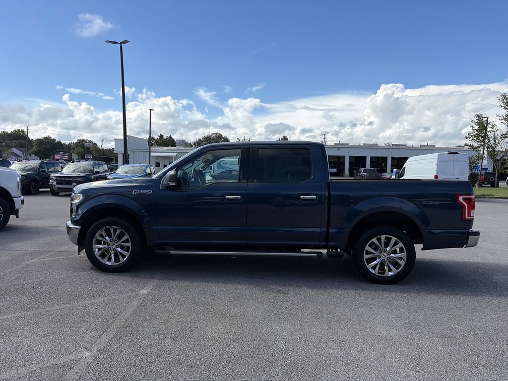 Used 2017 Ford F150 XLT w/ Equipment Group 302A Luxury RWD image 4