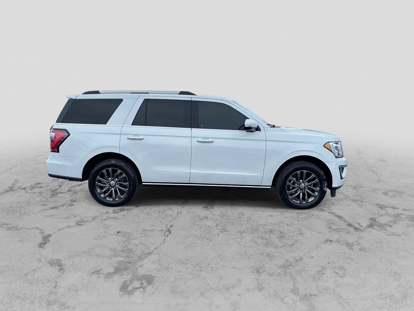 Used 2021 Ford Expedition Limited AWD/4WD image 9